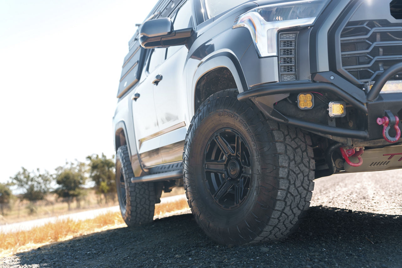 2025 Toyota Tundra - Fuel GAMBIT - Black | Fuel Off-Road Wheels